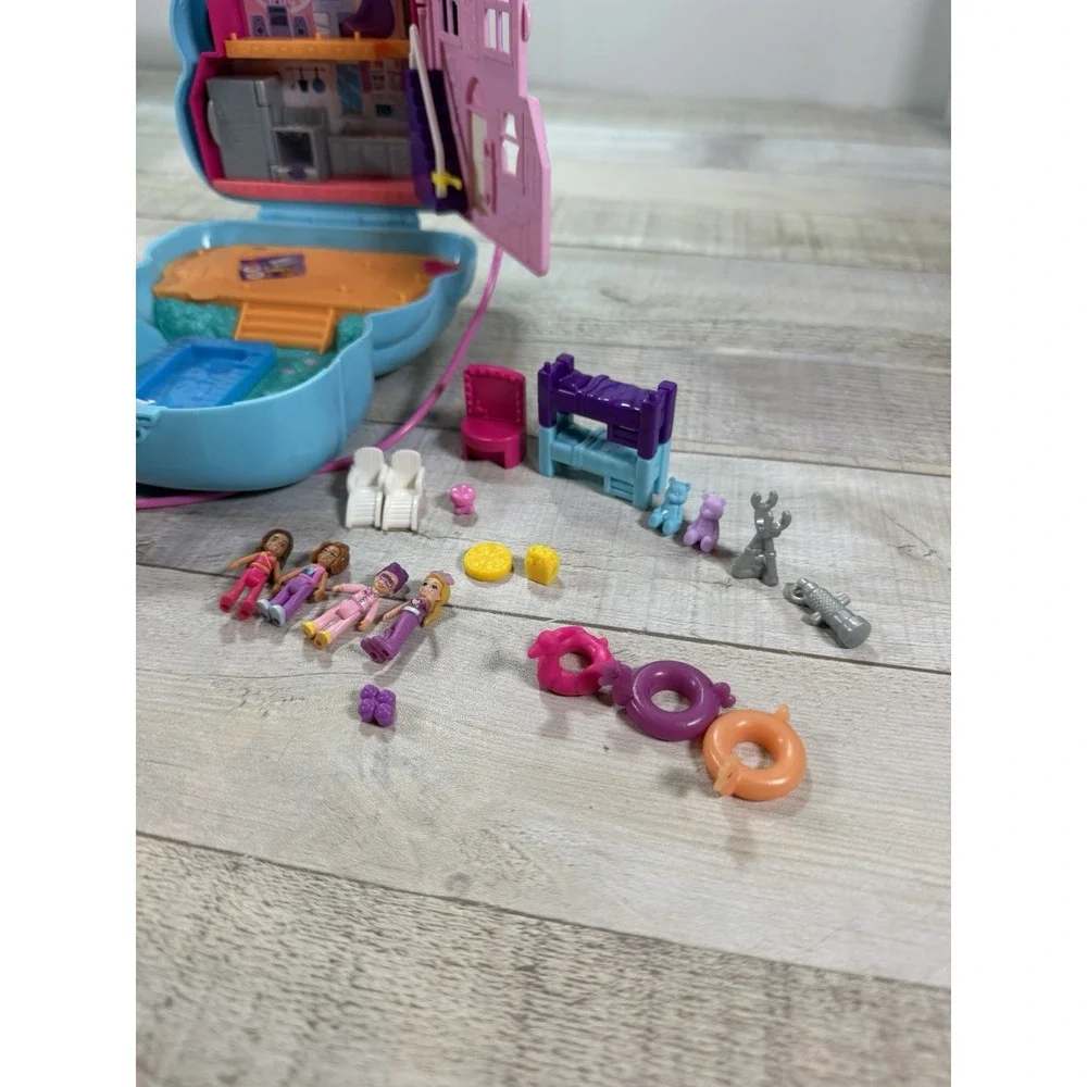 Polly Pocket Sleepover Teddy Bear Compact HGC39 2021 Dolls Accessories